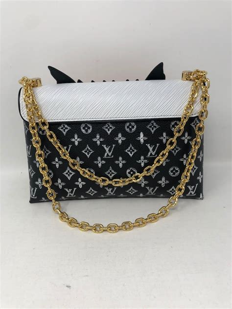 louis vuitton orange chain bag|louis vuitton small chain bag.